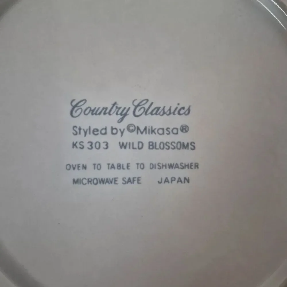 3 Mikasa Country Classics 7½ inch Wild Blossoms Salad Plates